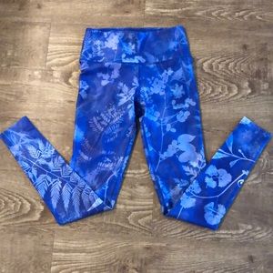 Inner Fire yoga leggings size 4